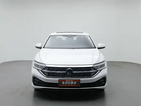 Volkswagen Sagitar 2024