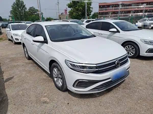 Volkswagen Bora 2024