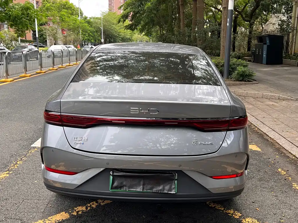 BYD Qin PLUS 2025 — фото 17