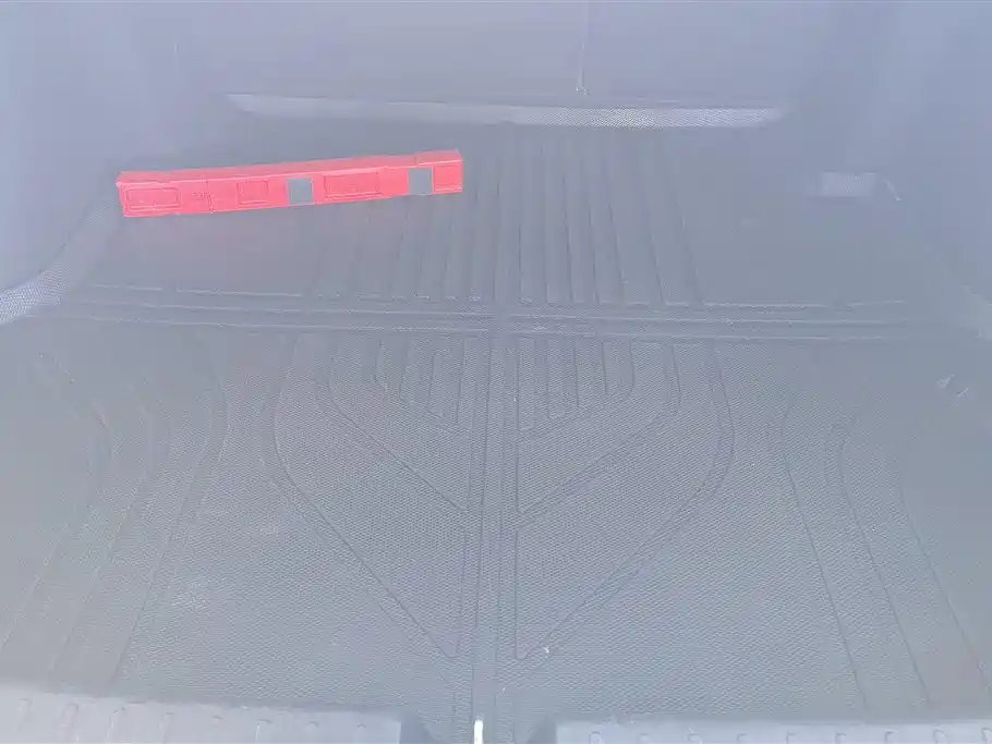 Geely Emgrand 2023