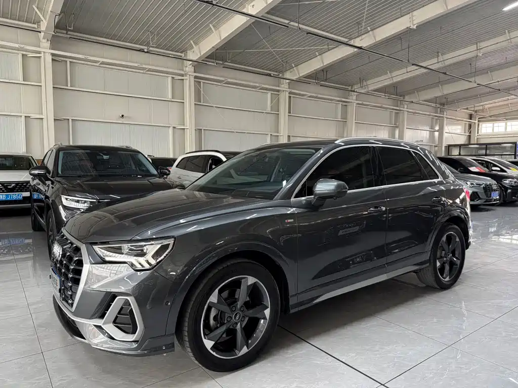 Audi Q3 2023 — фото 2