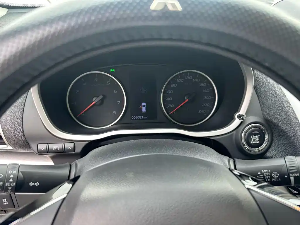 Mitsubishi Eclipse Cross 2020 — фото 6