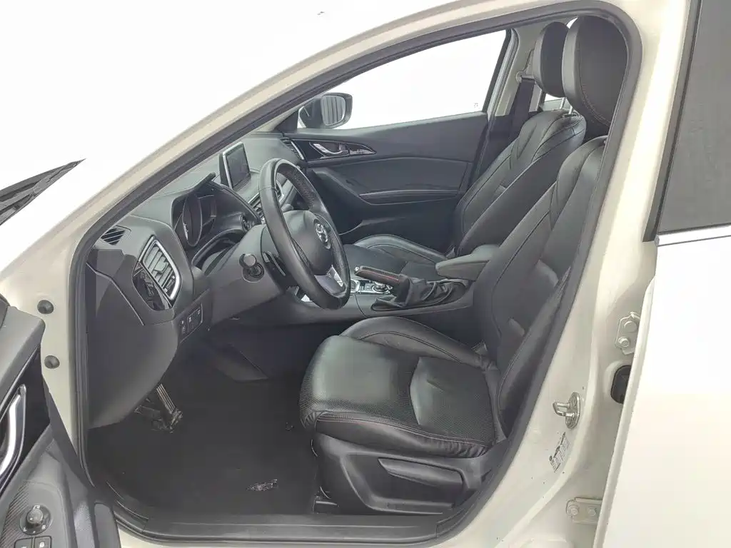 Mazda 3 Angkesela 2015 — фото 10