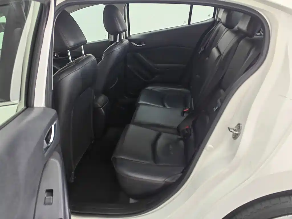Mazda 3 Angkesela 2015 — фото 15