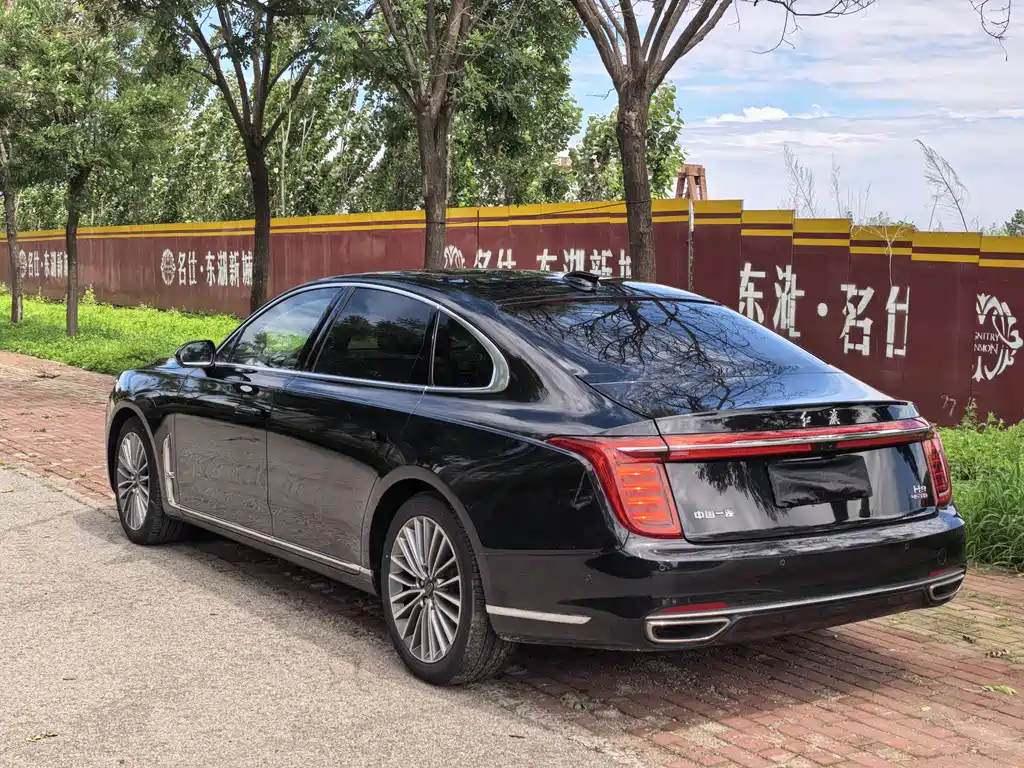 Hongqi H9 2022 — фото 7