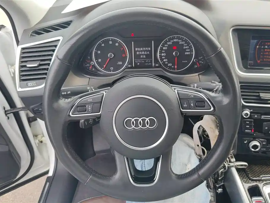 Audi Q5 2015 — фото 15