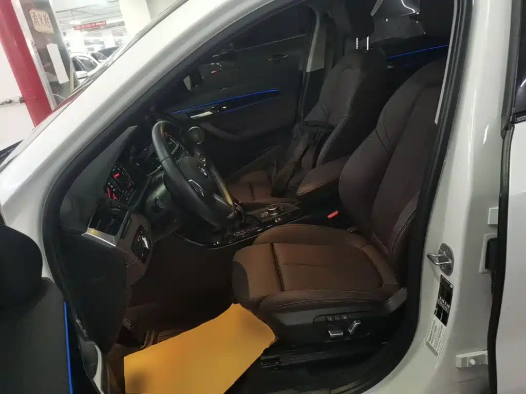 BMW X2 2022 — фото 15
