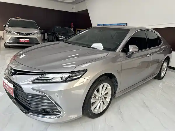 Toyota Camry 2021
