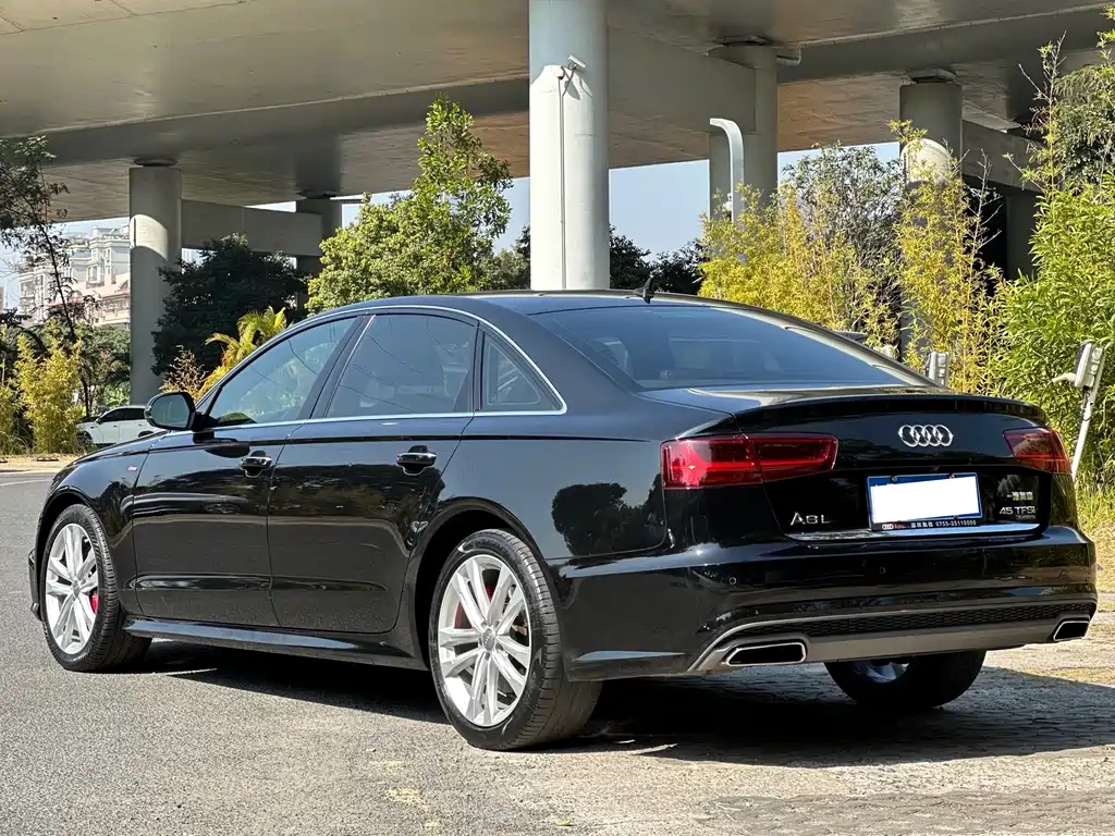 Audi A6L 2018 — фото 6
