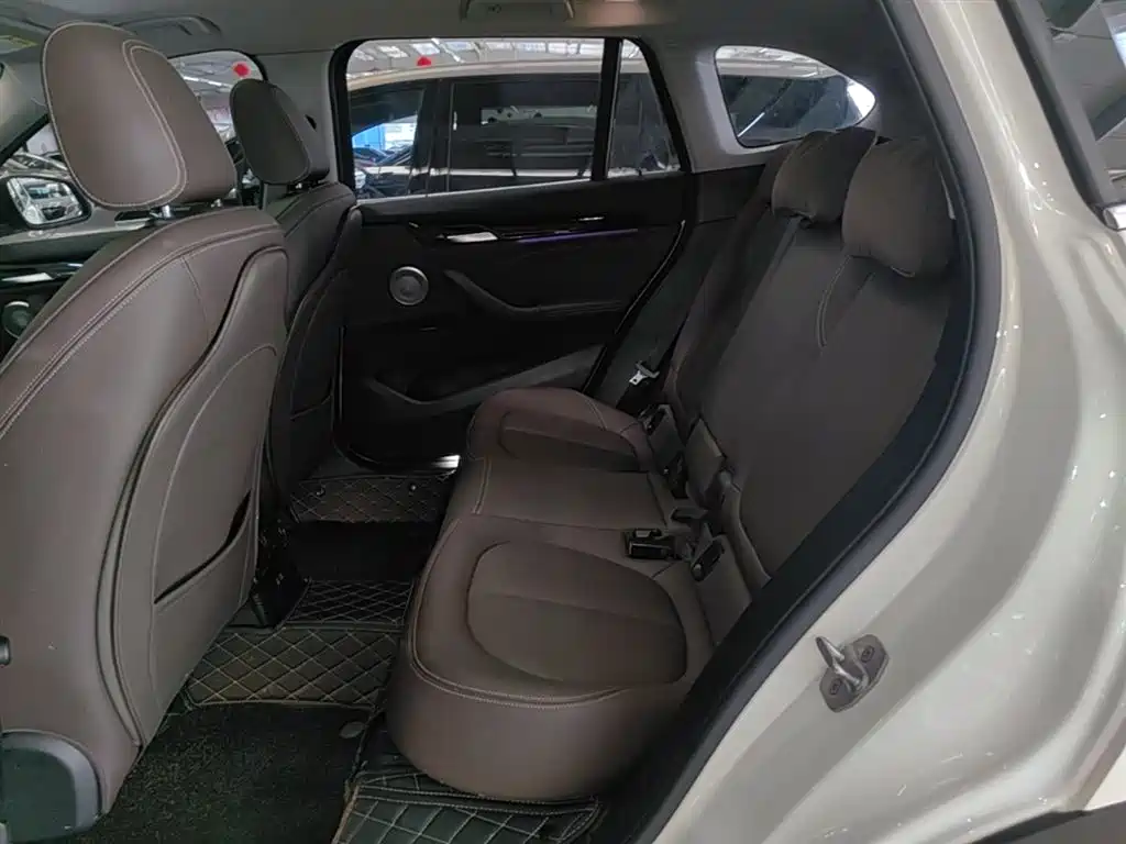 BMW X1 2022 — фото 17