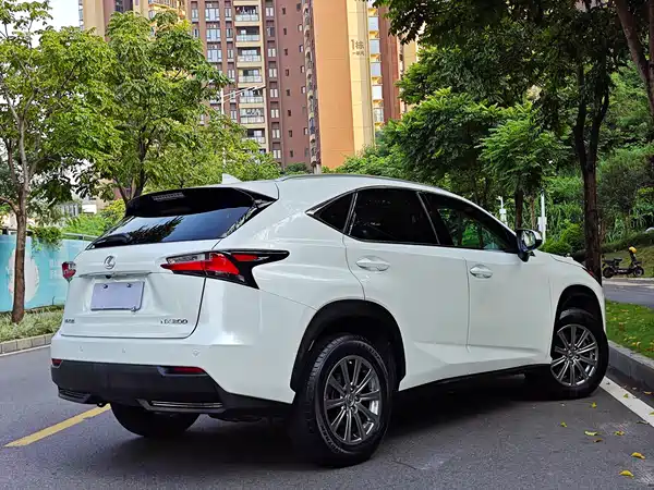 Lexus NX 2015