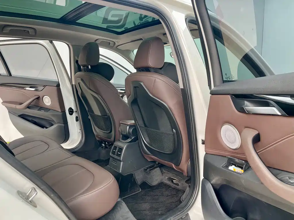 BMW X1 2021 — фото 18
