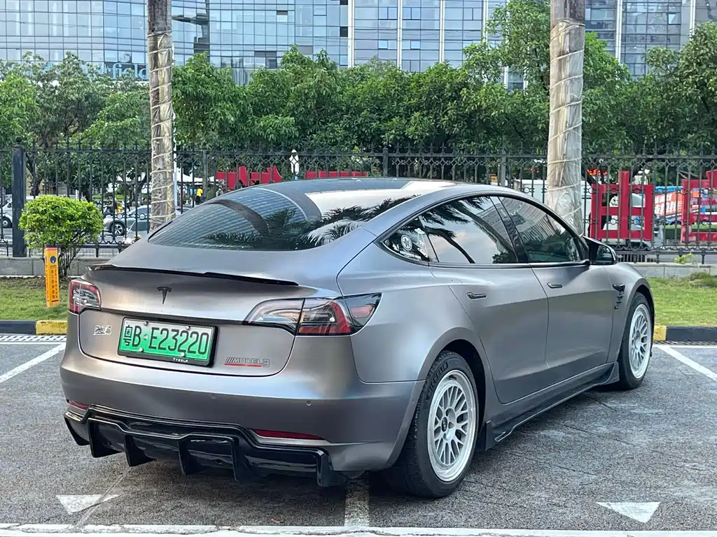 Tesla Model 3 2021 — фото 10