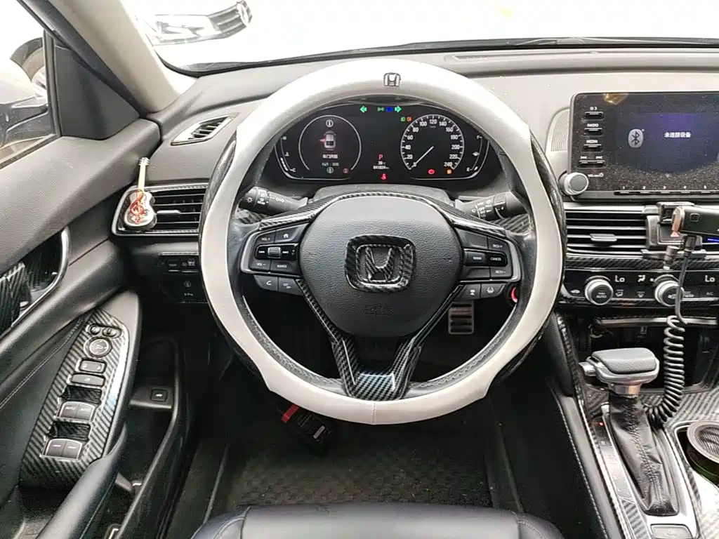 Honda Accord 2021 — фото 11
