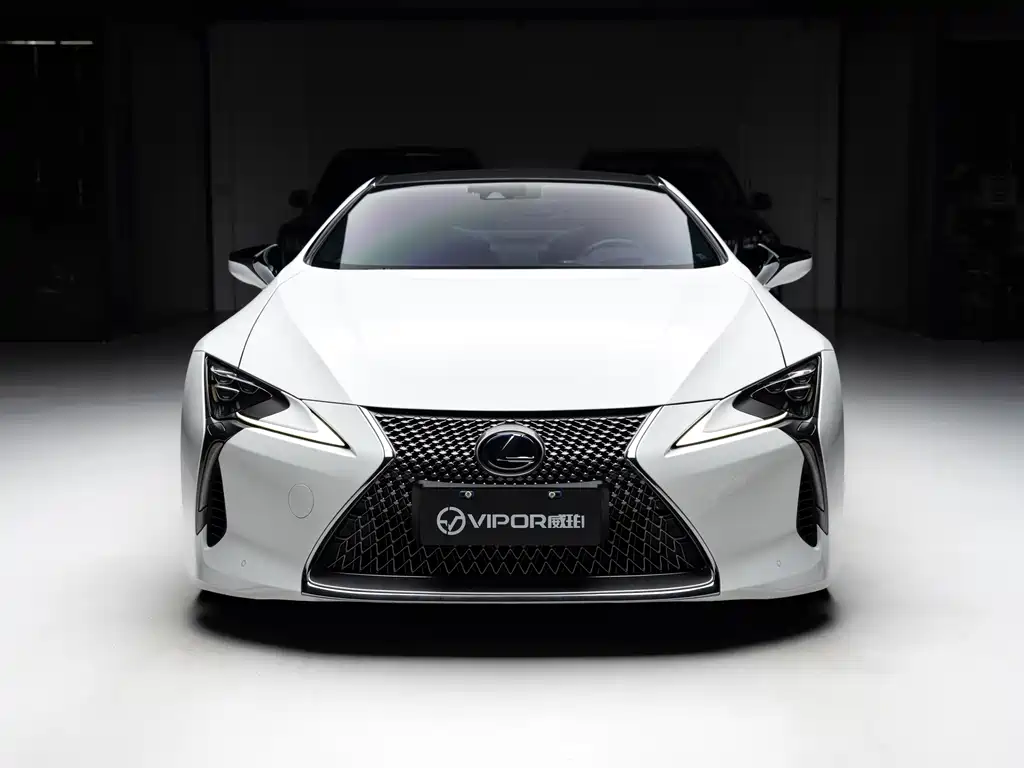 Lexus LC 2018 — фото 2