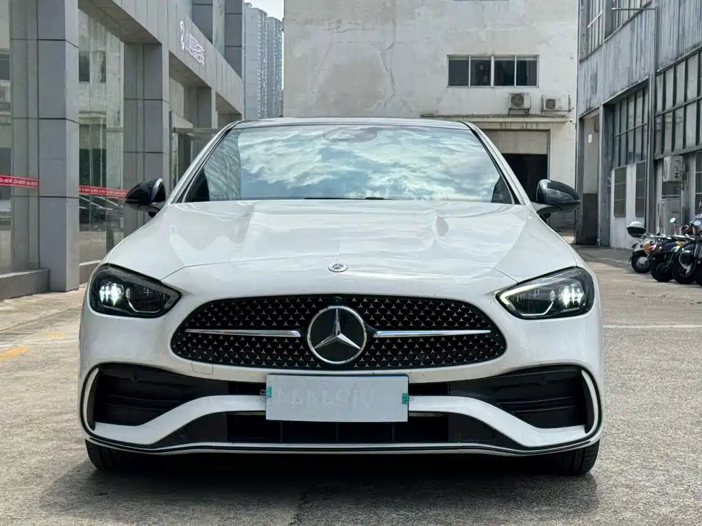 Mercedes-Benz C-Class 2022 — фото 2