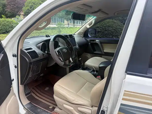 Toyota Prado 2011