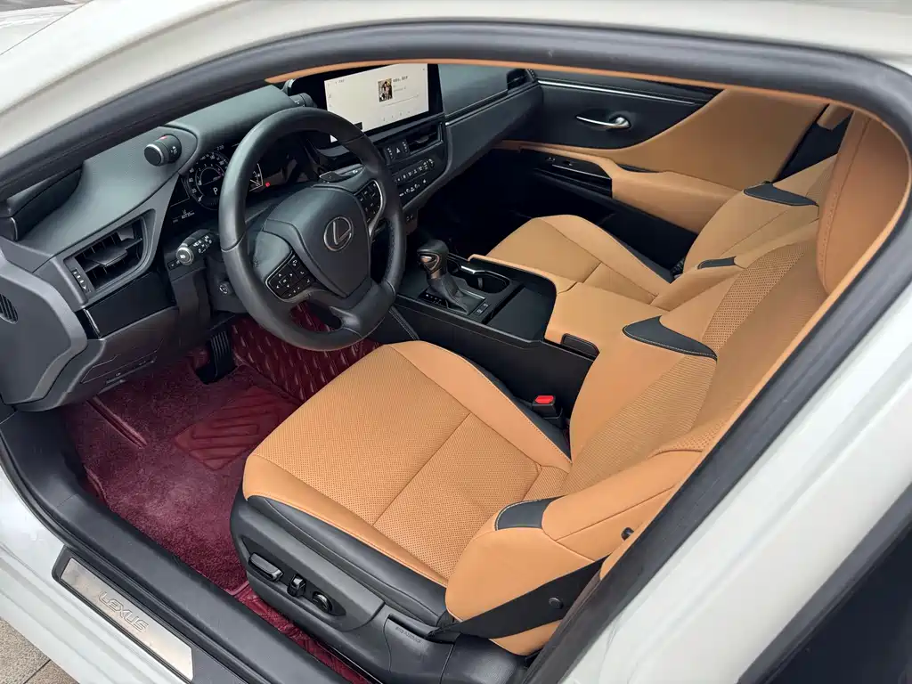 Lexus ES 2023 — фото 10