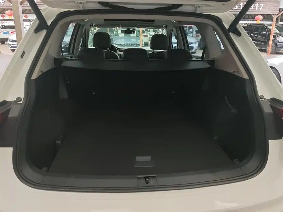 Volkswagen Tiguan L 2019 — фото 4