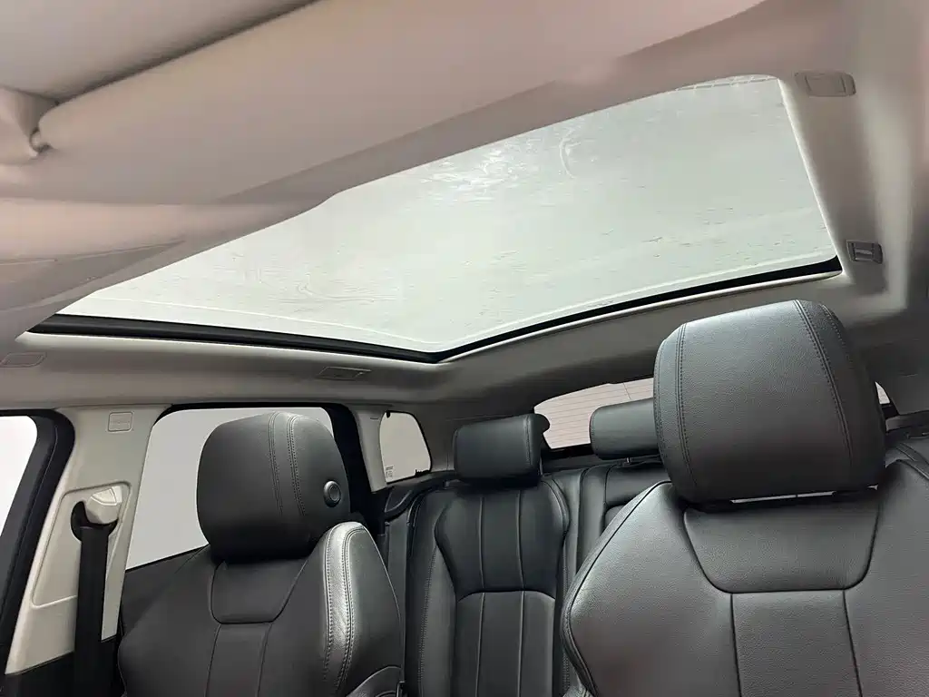 Land Rover Range Rover Evoque 2018 — фото 13
