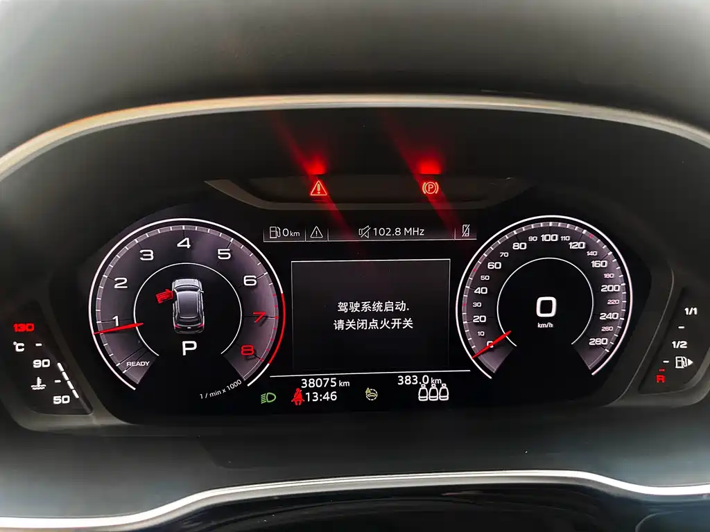 Audi Q3 2021 — фото 17