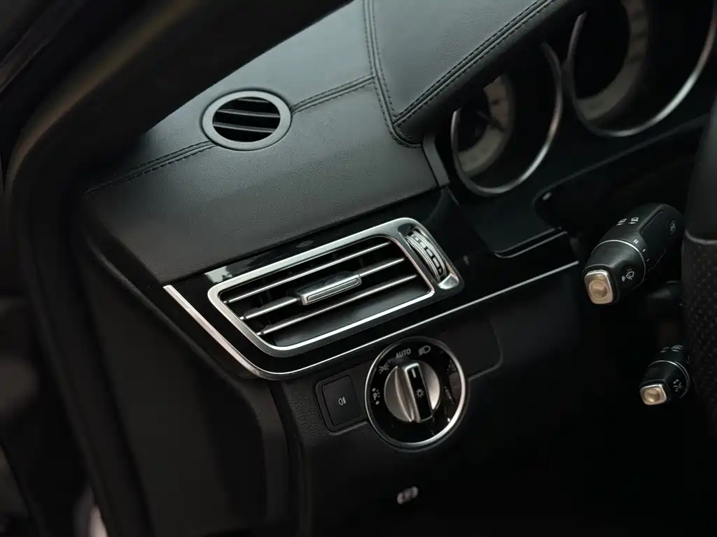 Mercedes-Benz E-Class 2014 — фото 10