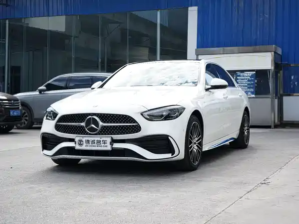 Mercedes-Benz C-Class 2021