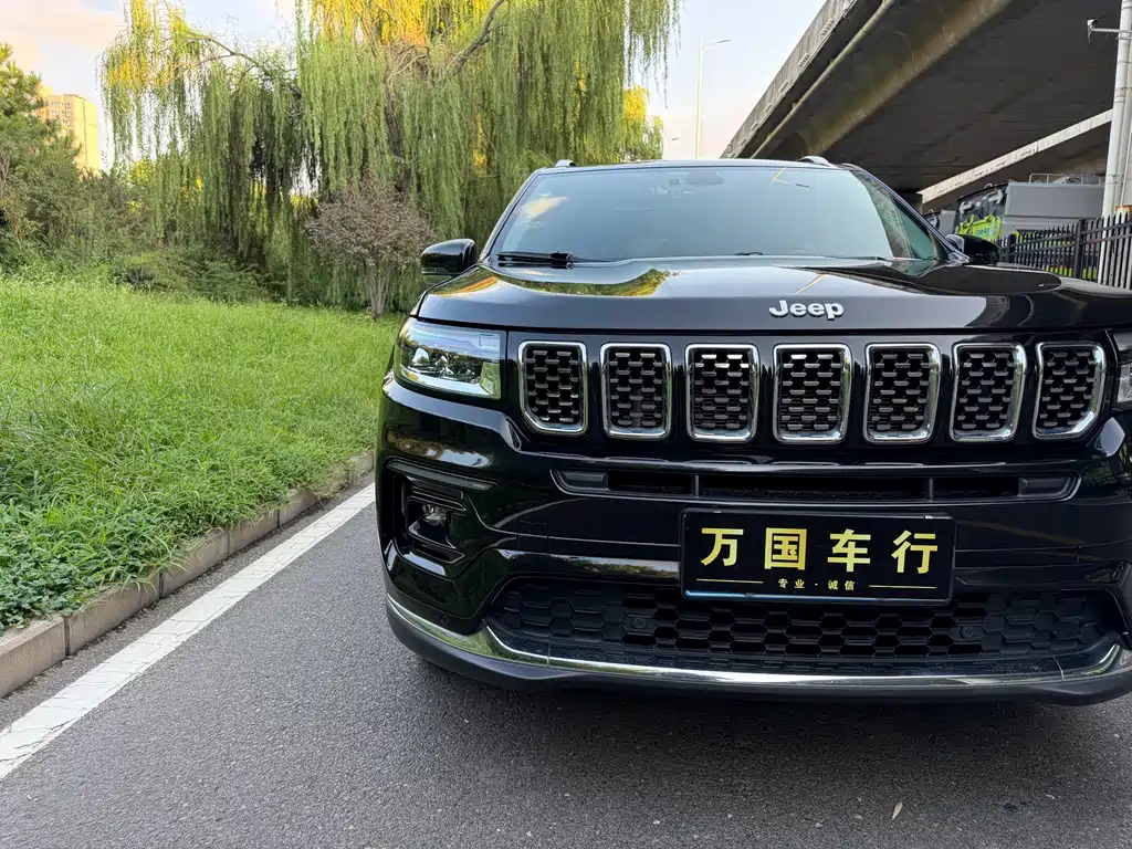 Jeep Grand Commander 2021 — фото 16