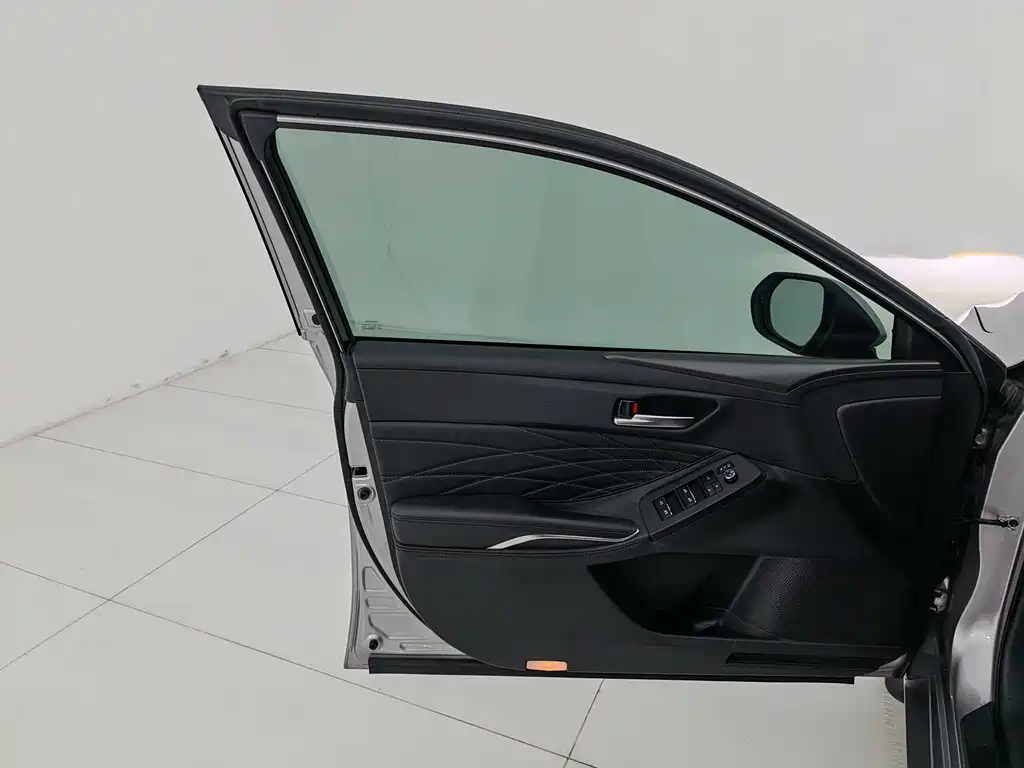 Toyota Avalon 2021 — фото 10