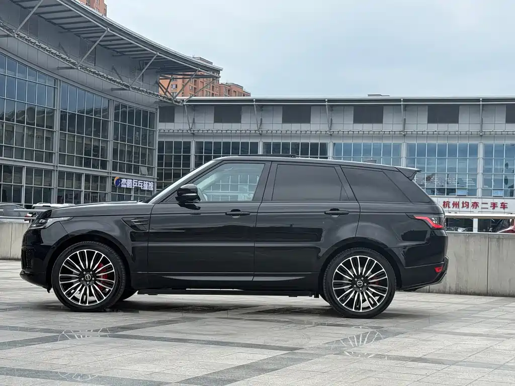 Land Rover Sport 2019 — фото 5