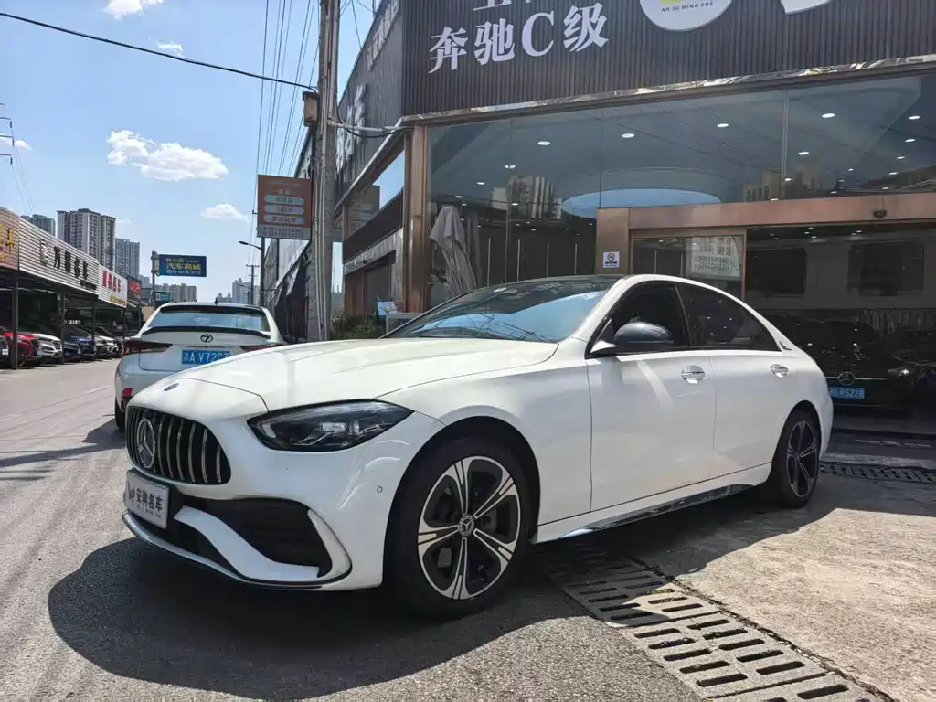 Mercedes-Benz C-Class 2021