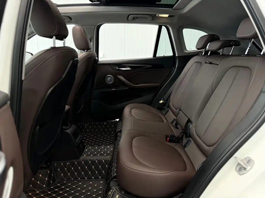 BMW X1 2021 — фото 15