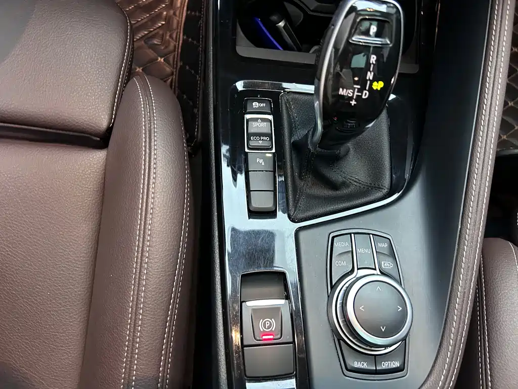 BMW X2 2022 — фото 17