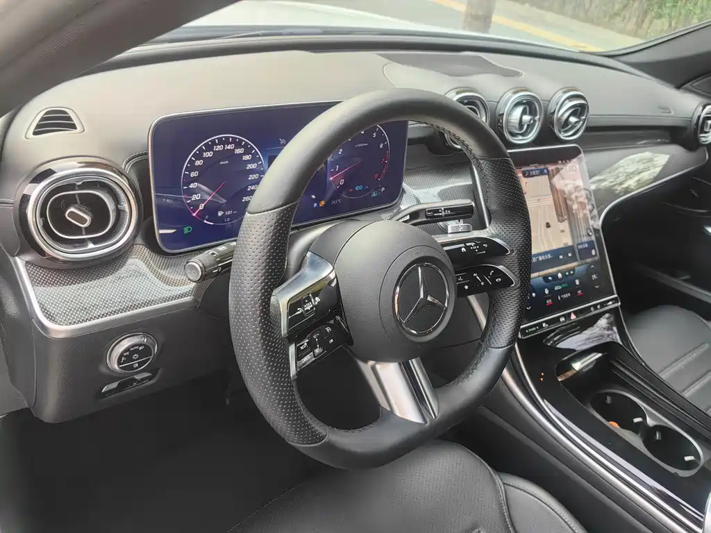 Mercedes-Benz C-Class 2022 — фото 7