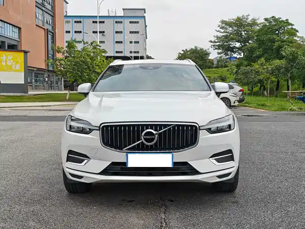 Volvo XC60 2021