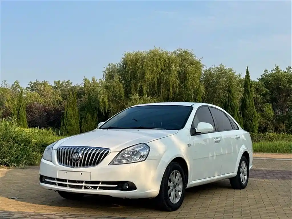 Buick Excelle 2013