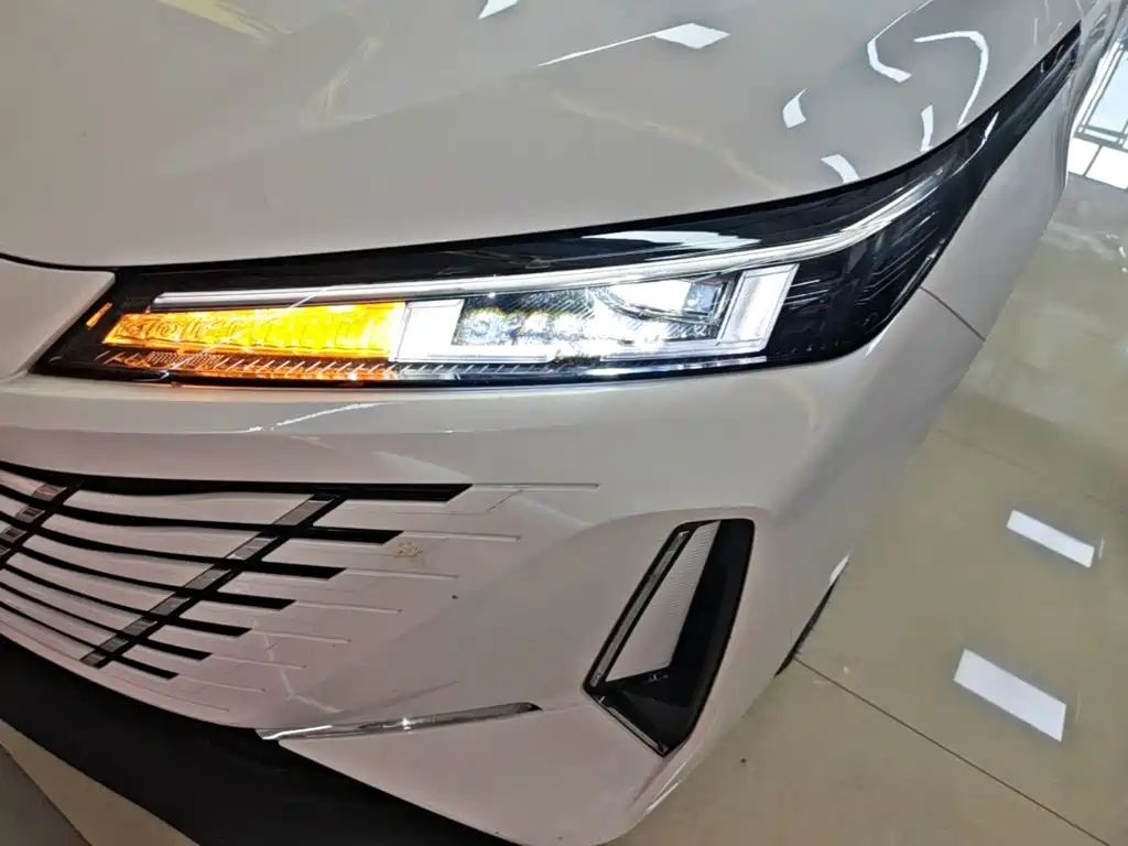 Changan Escape 2025 — фото 24