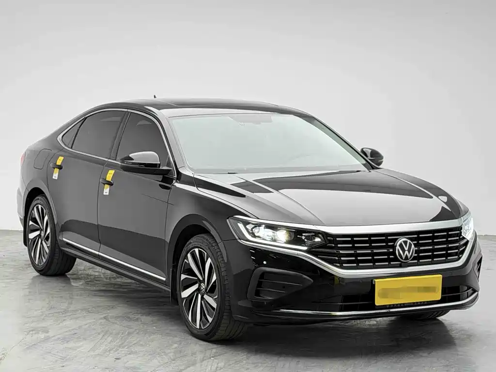 Volkswagen Passat 2024 — фото 3