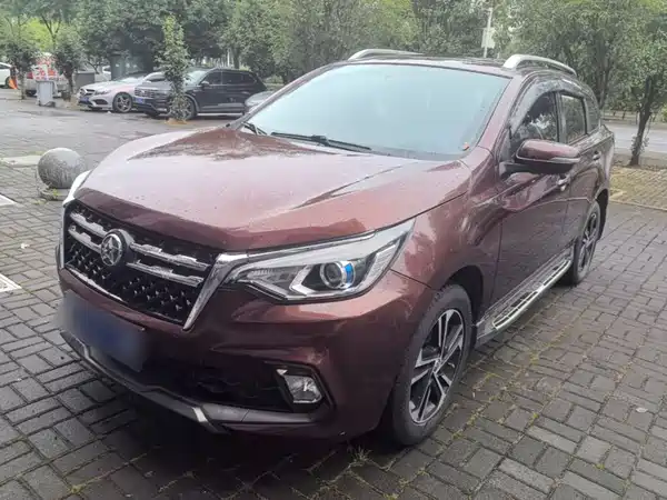 Venucia T70 2018