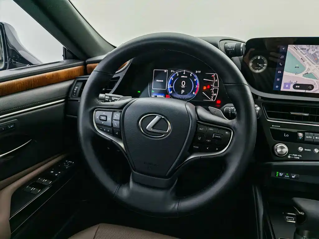 Lexus ES 2024 — фото 12