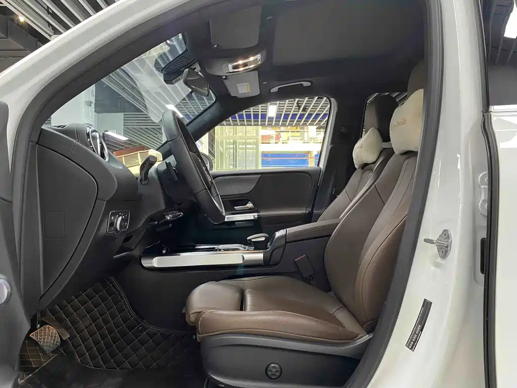 Mercedes-Benz GLB 2022