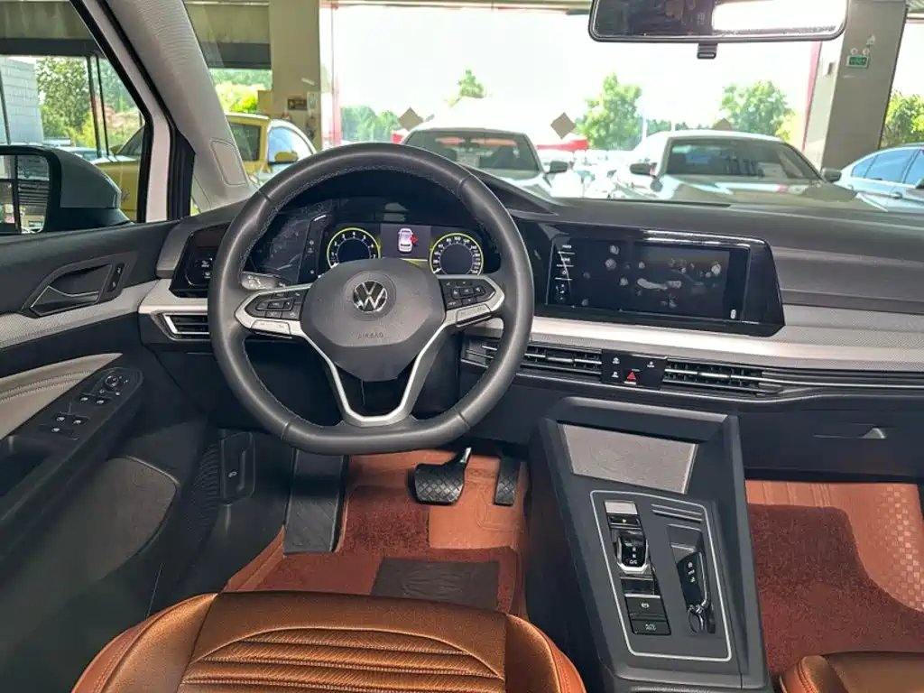 Volkswagen Golf 2022