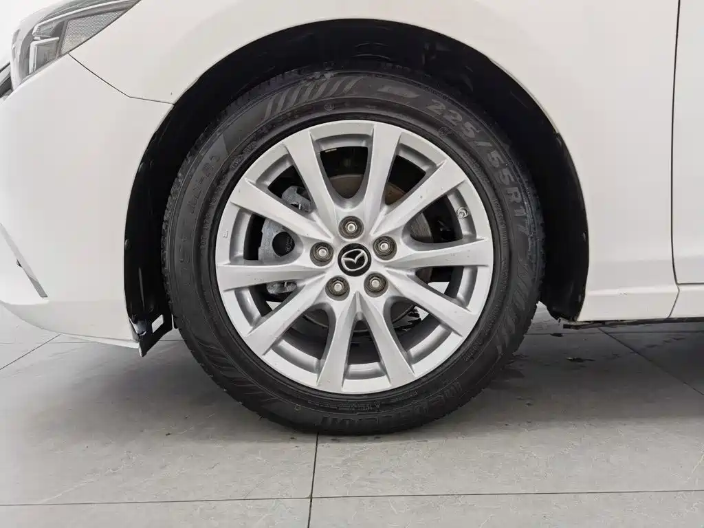 Mazda Atenza 2018 — фото 17