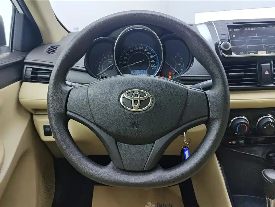Toyota Vios 2016 — фото 15