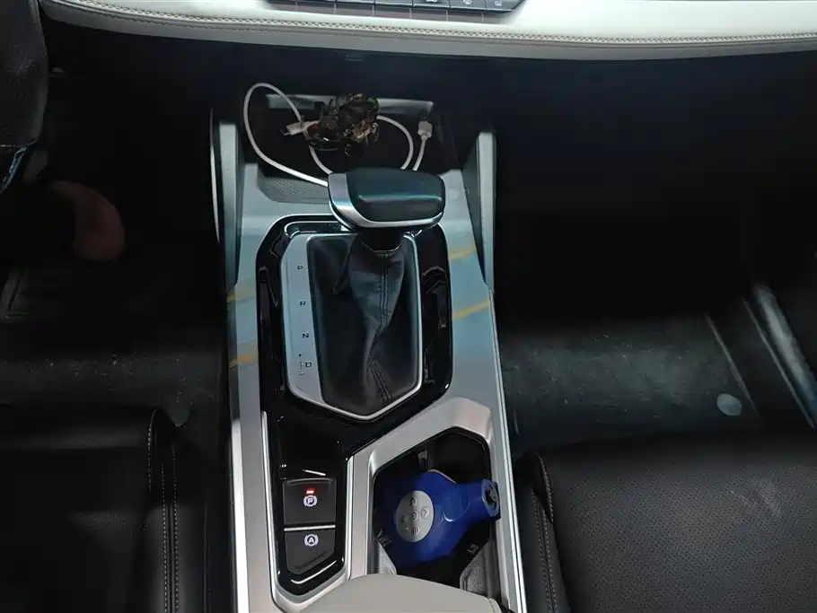 Geely Emgrand L 2022 — фото 16