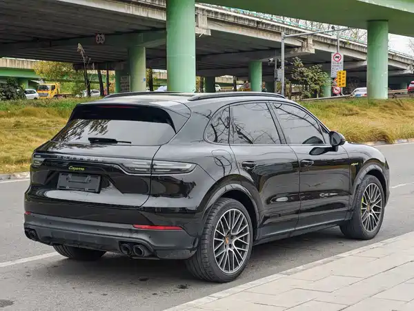Porsche Cayenne New Energy 2023