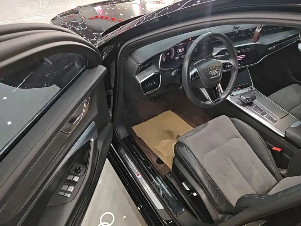 Audi A6L 2023 — фото 16