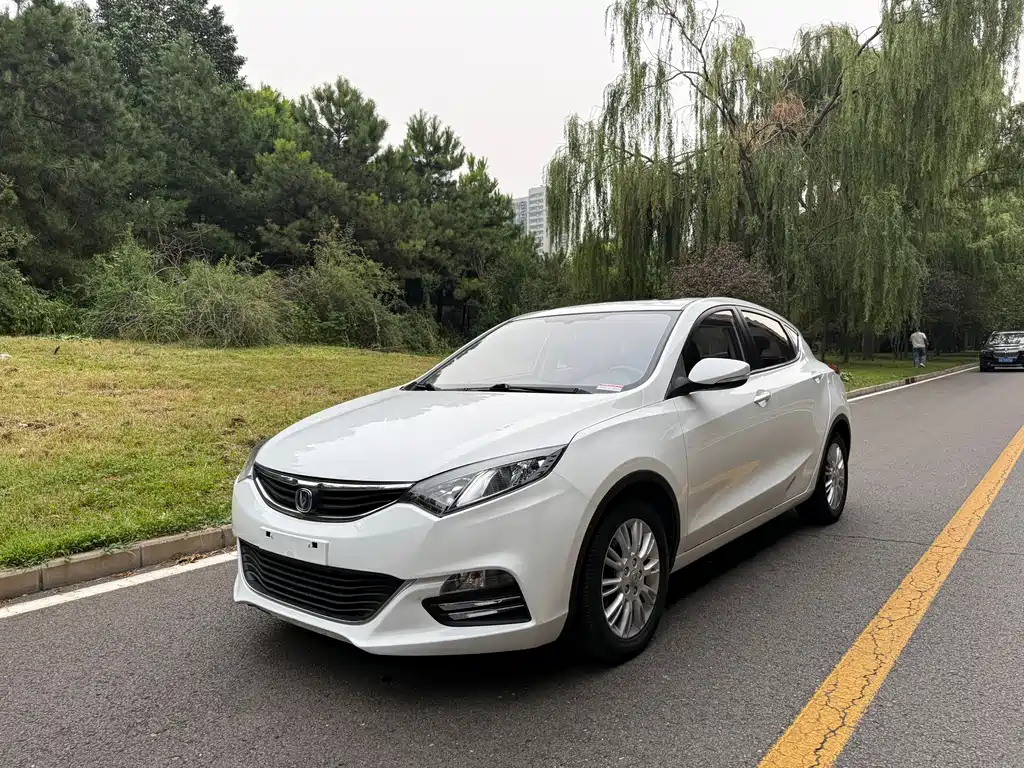 Changan Eado XT 2015