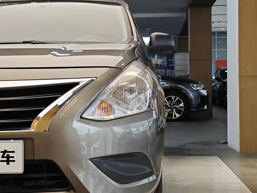 Nissan Sunny 2016 — фото 2