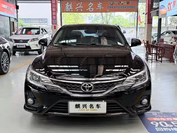 Toyota Reiz 2013